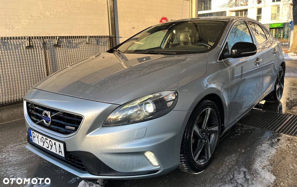 Volvo V40 D4 Drive-E R-Design Momentum - 8