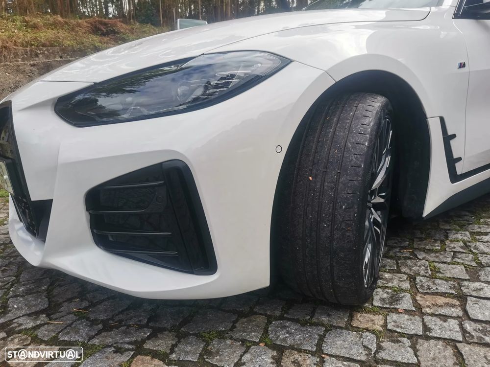 BMW i4 eDrive40 Pack Desportivo M - 9