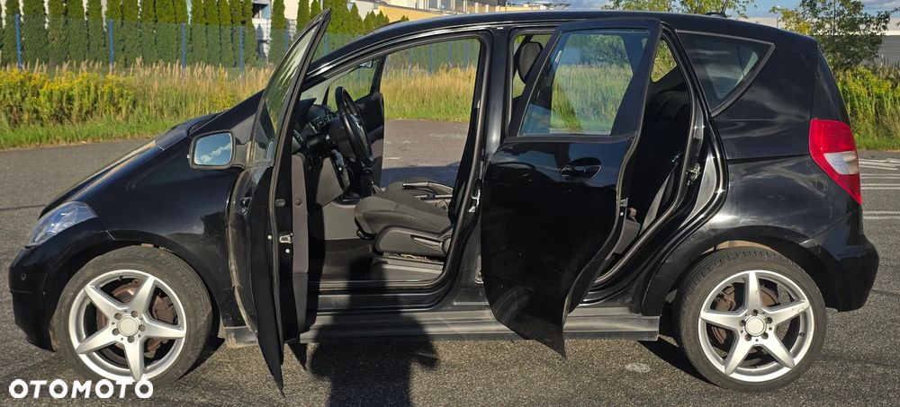 Mercedes-Benz Klasa A 160 BlueEFFICIENCY Elegance - 18