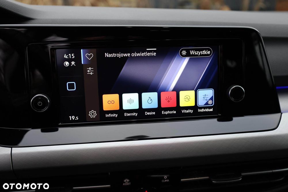 Volkswagen Golf 2.0 TDI Life - 21