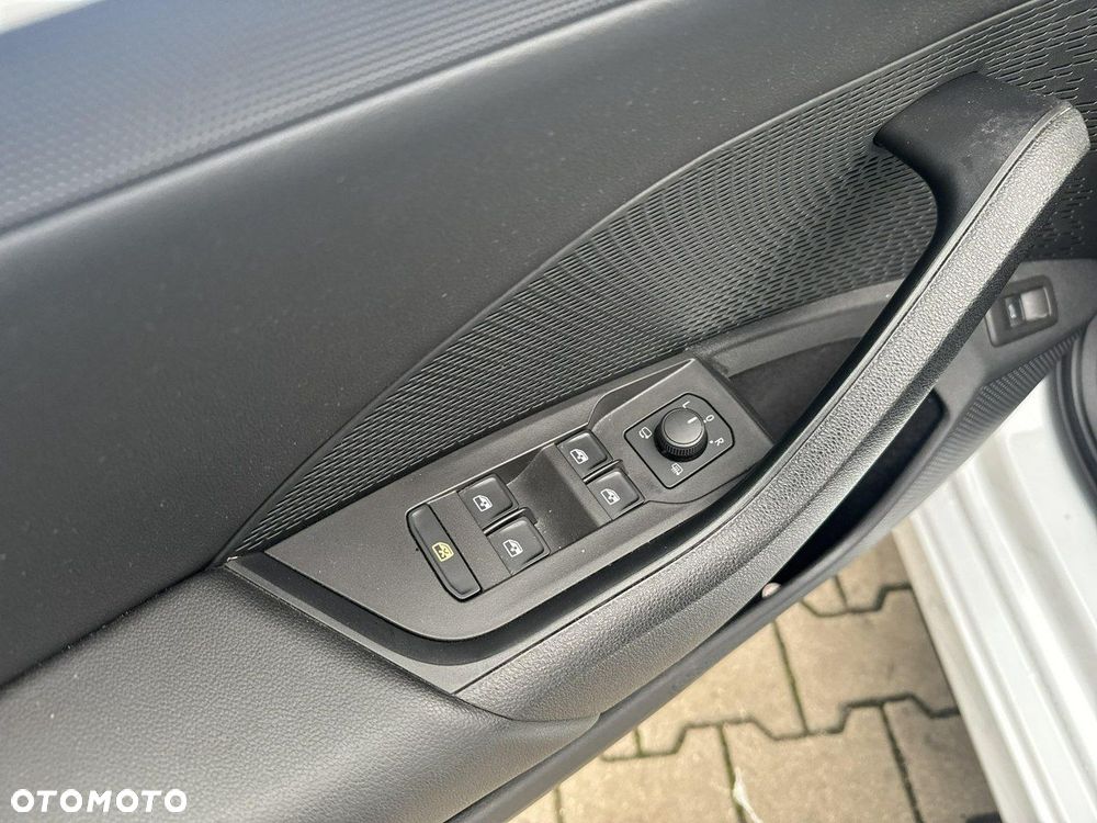 Skoda Octavia 1.5 TSI ACT Style - 12