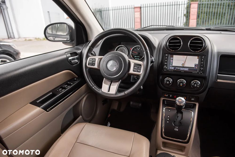 Jeep Compass 2.4I 4x4 Automatik Limited - 24