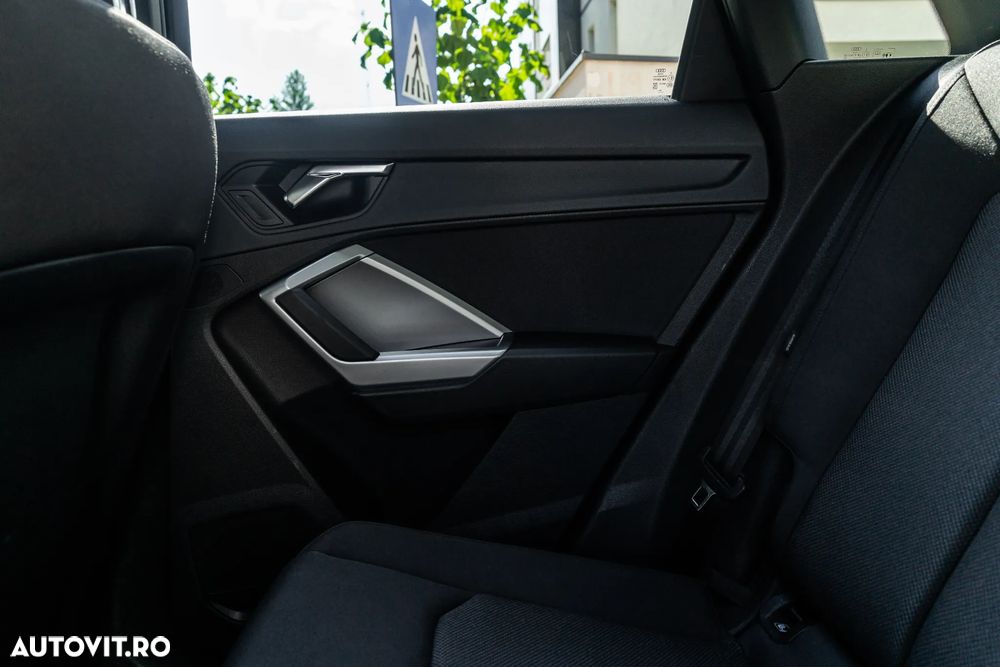 Audi Q3 1.5 35 TFSI S tronic Advanced - 22