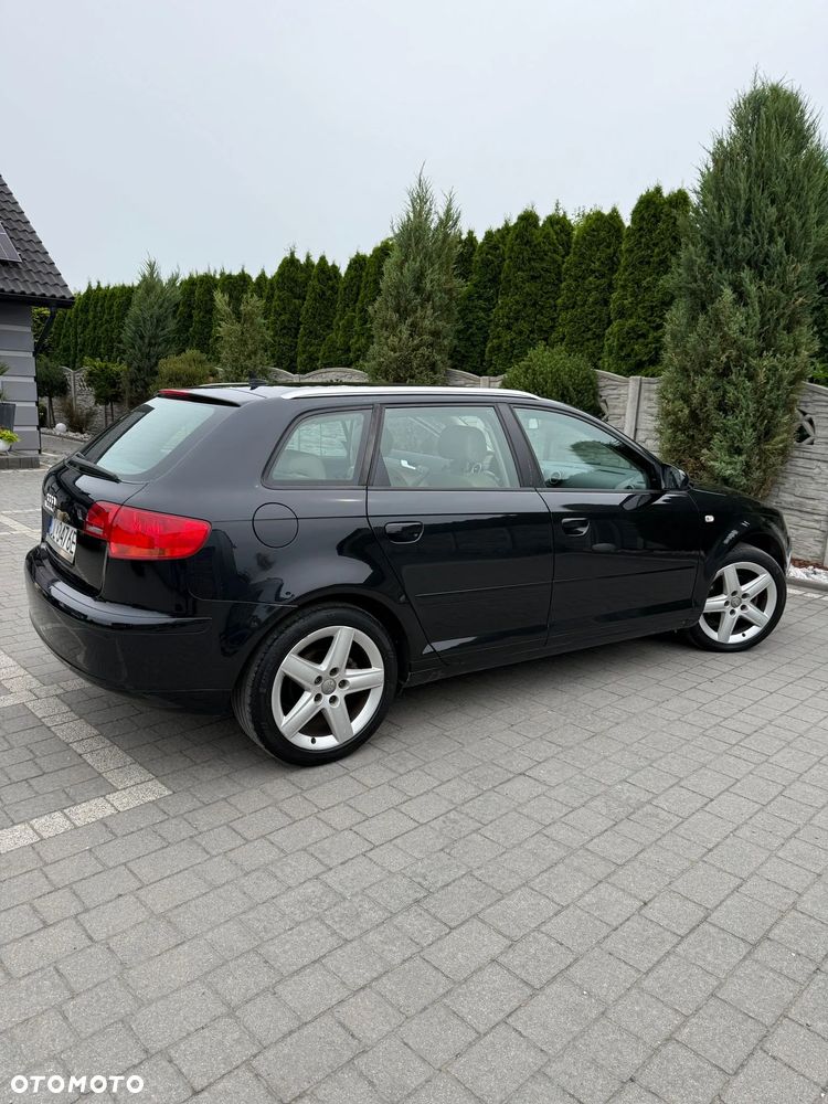 Audi A3 Sportback - 6