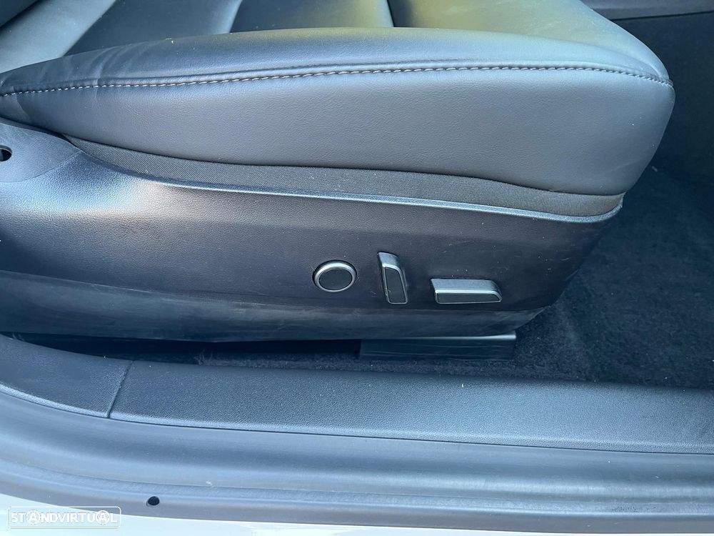 Tesla Model 3 Standard RWD Plus - 27