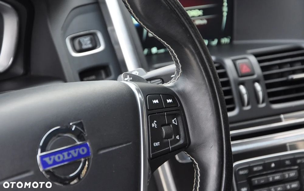 Volvo XC 60 - 18