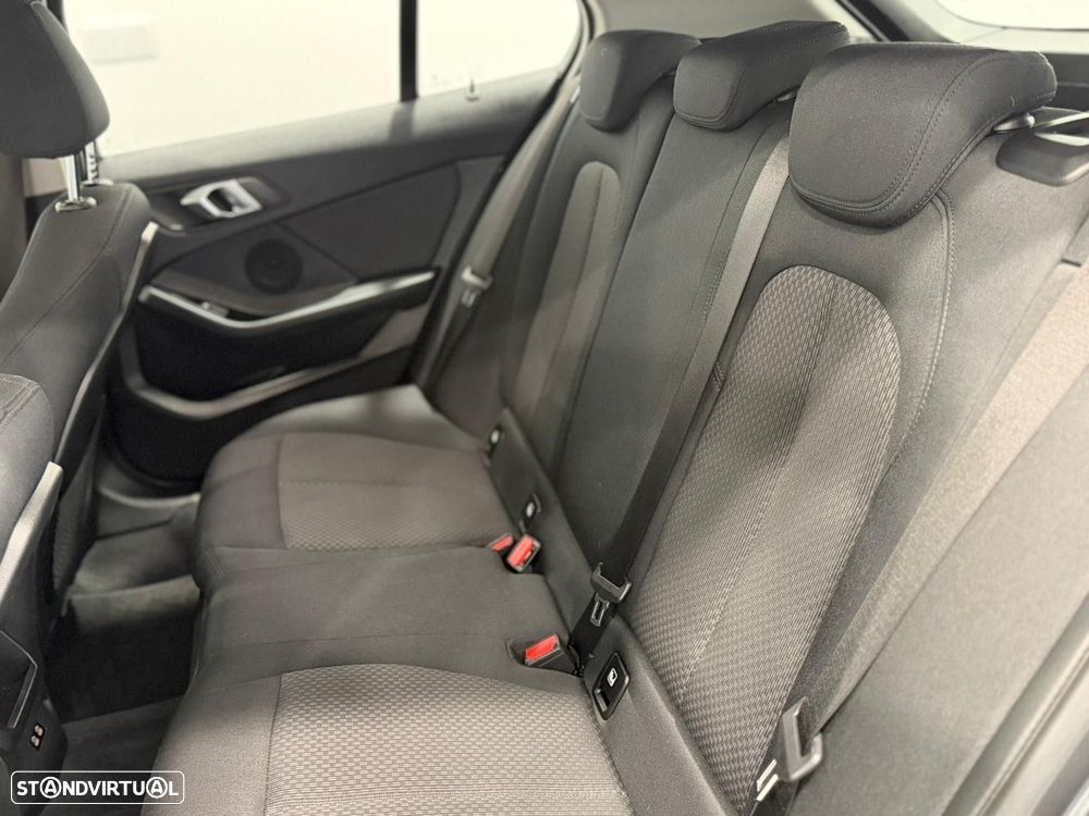 BMW 116 d Advantage Auto - 5