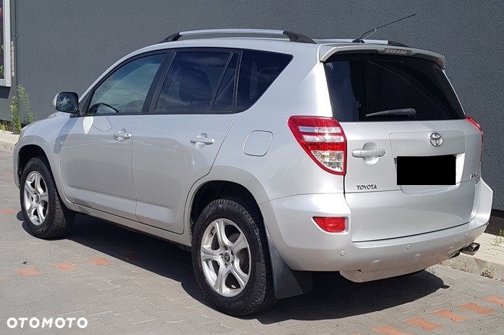 Toyota RAV4 - 32