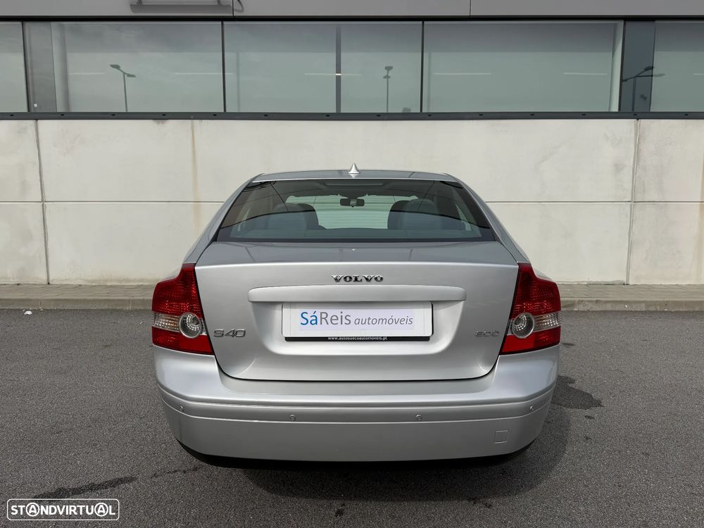 Volvo S40 2.0 D Nível 1 - 5
