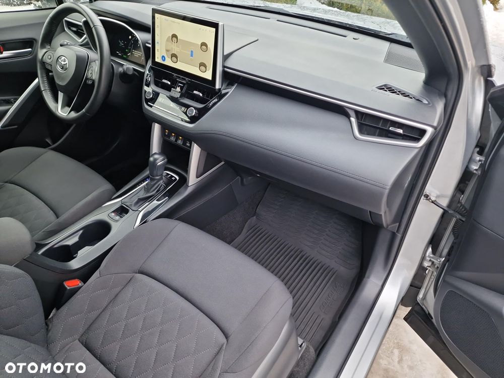 Toyota Corolla Cross 2.0 Hybrid Style - 18