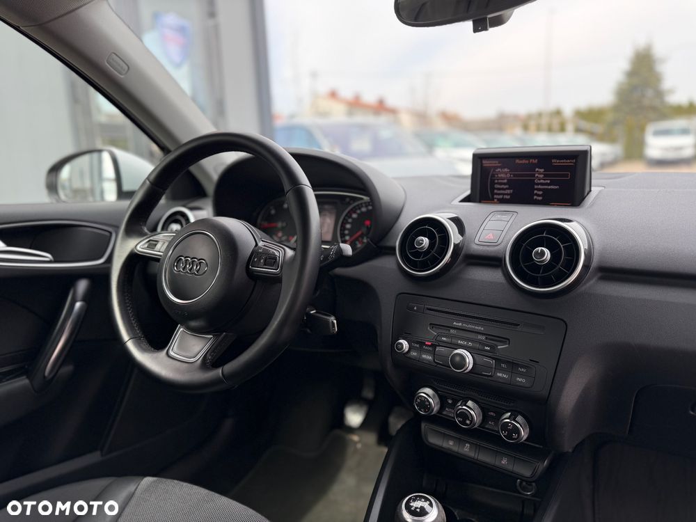 Audi A1 Sportback 1.6 TDI Attraction - 20