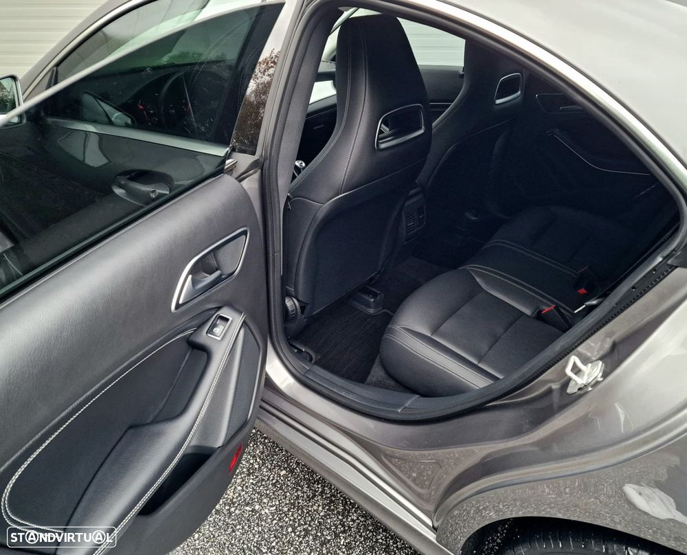 Mercedes-Benz CLA 180 d Urban - 11