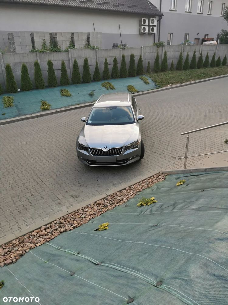 Skoda Superb 1.5 TSI ACT Ambition - 17