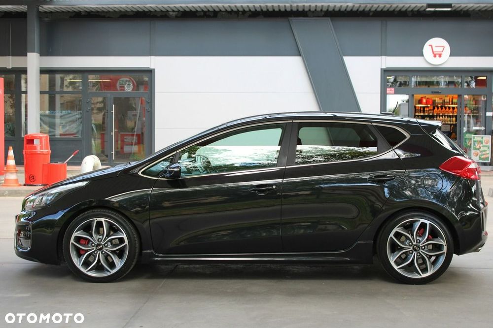 Kia Ceed 1.6 T-GDI GT XL - 6