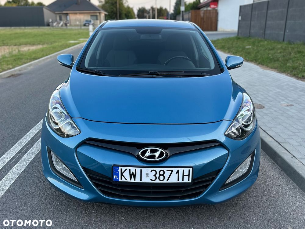 Hyundai i30 1.6 GDI Comfort - 12