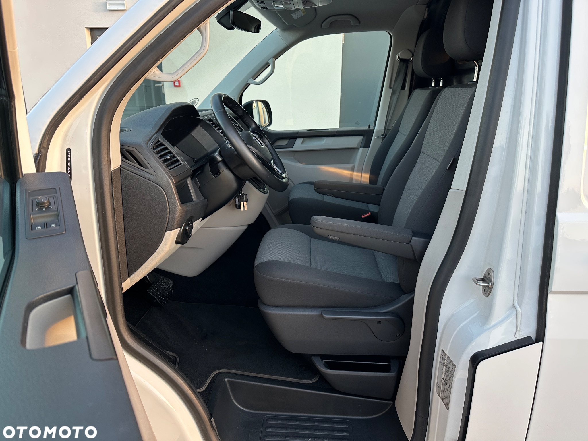 Volkswagen Transporter T6 2.0 TDI 150 DSG Sortimo ZABUDOWA WARSZTATOWA Rampa dla wózków inwalidzkich - 14