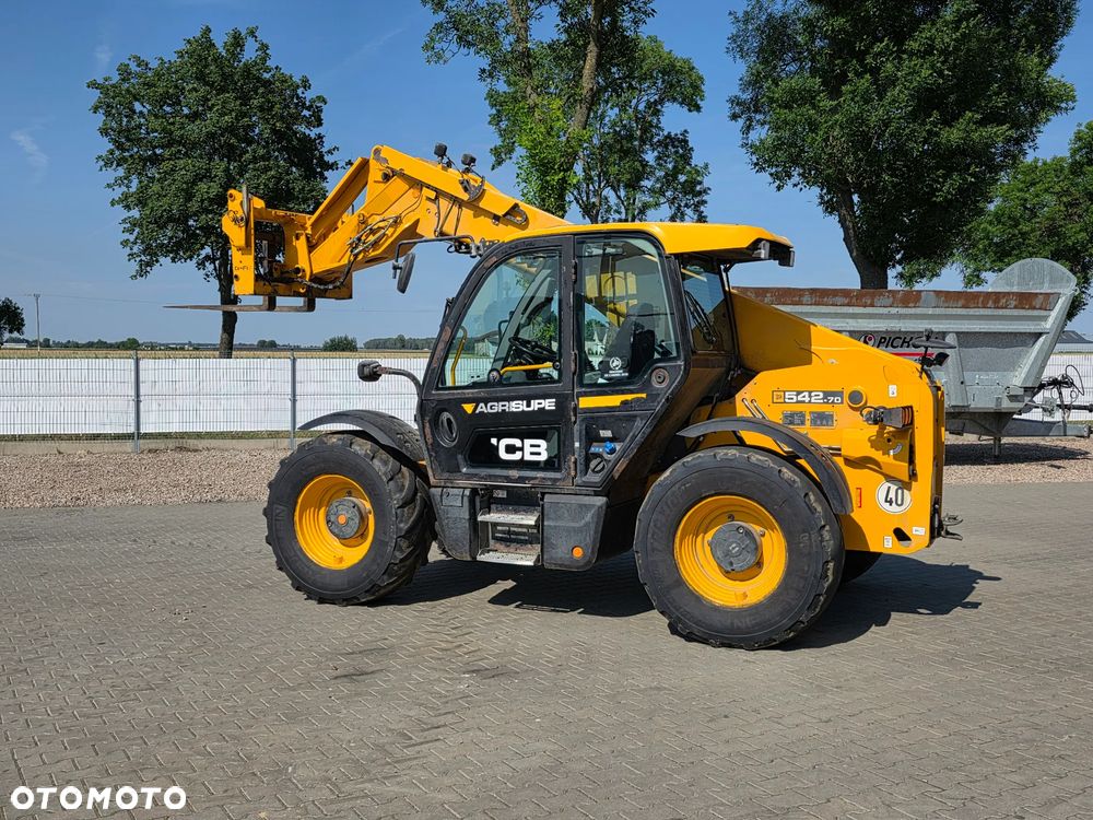 JCB 542-70 Agri Super 2020R - 15