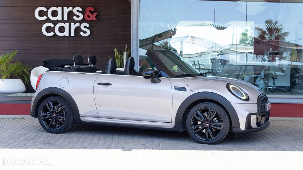MINI Cabrio Cooper Premium JCW Auto - 2