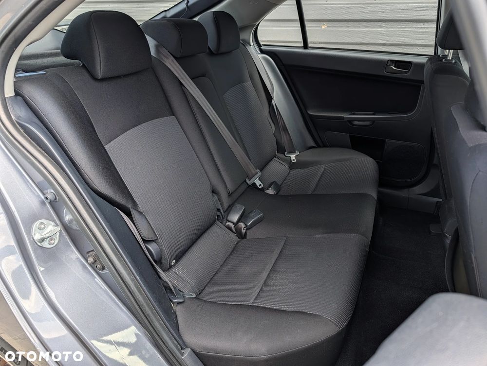 Mitsubishi Lancer 1.8 Instyle - 15