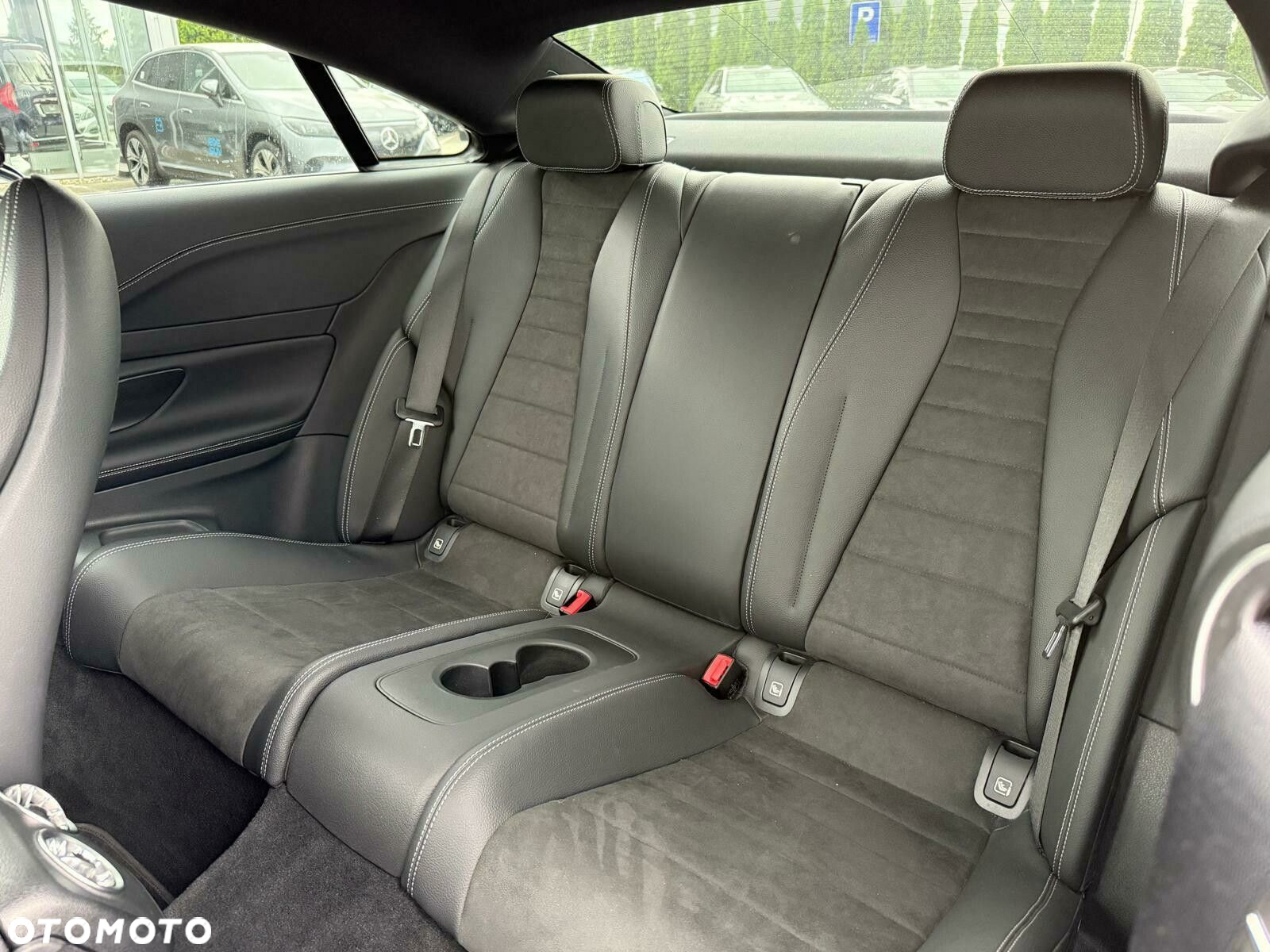 Mercedes-Benz Klasa E 220 d Coupe 4-Matic AMG - 14
