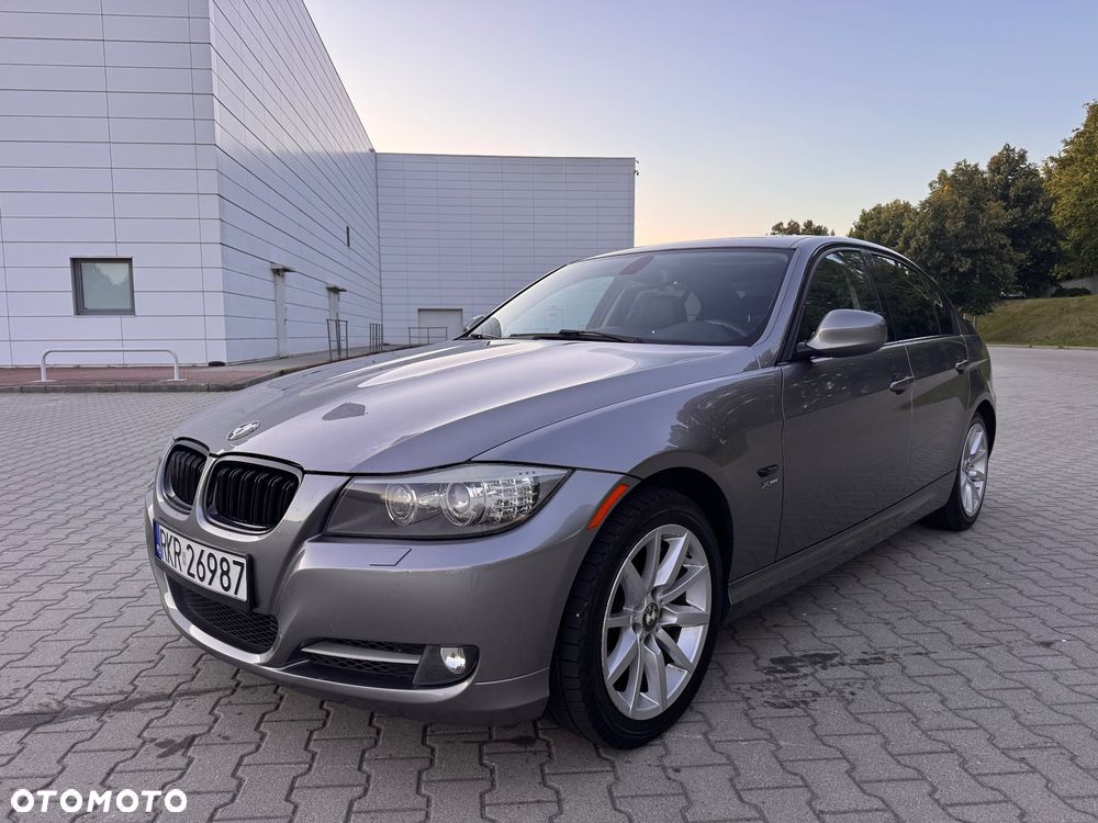 BMW Seria 3 335i xDrive Edition Sport - 9