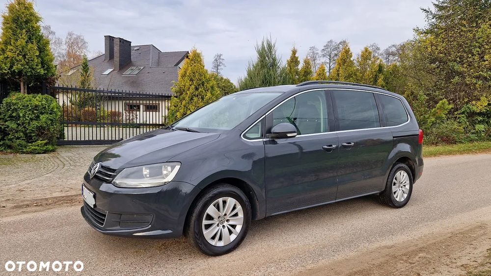 Volkswagen Sharan 2.0 TDI Trendline DSG - 19