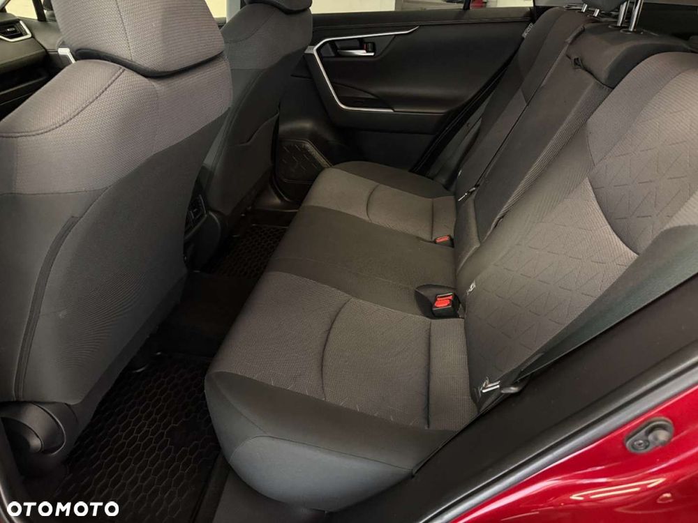 Toyota RAV4 - 23