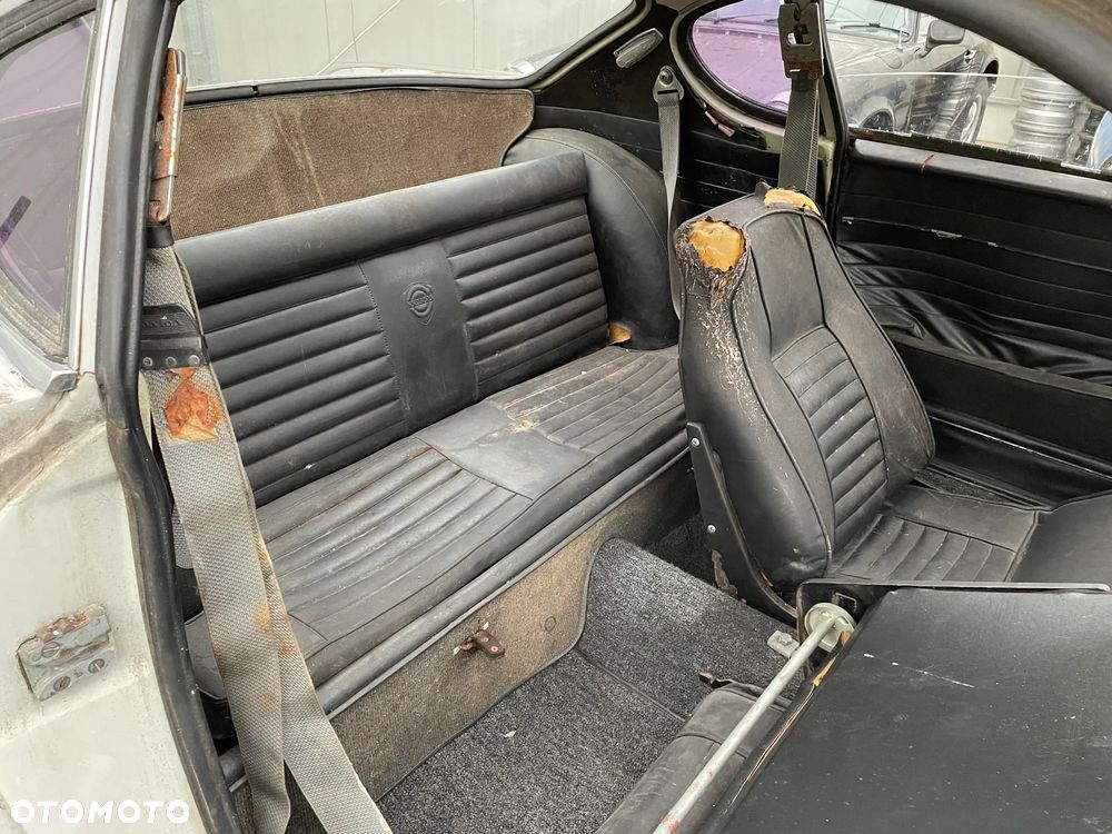Volvo P1800 - 11