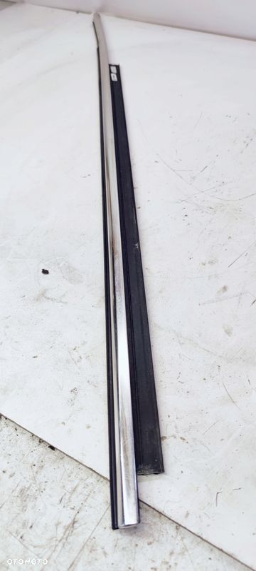 LISTWA CHROM DRZWI PRAWY PRZÓD AUDI A5 8T0853284C - 1