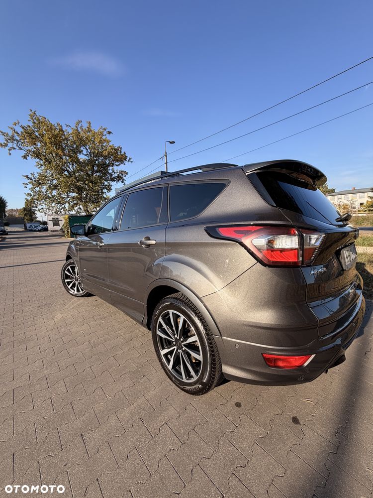 Ford Kuga - 25