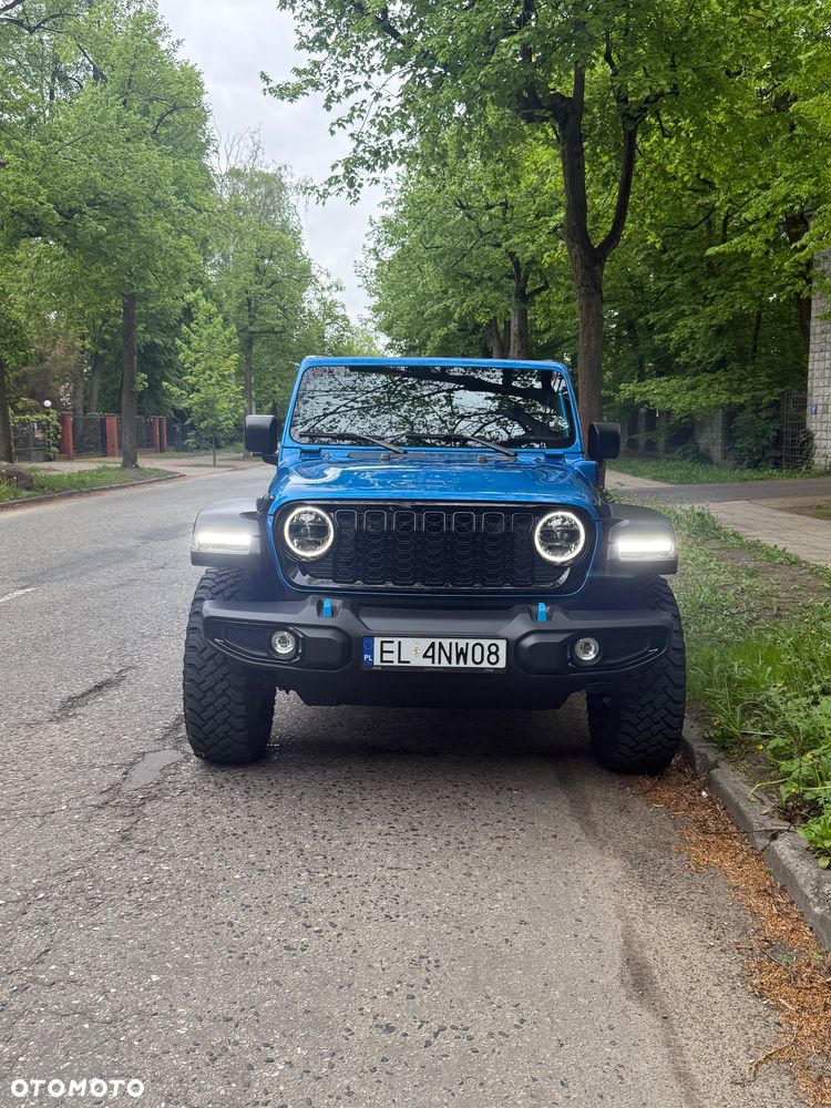Jeep Wrangler - 2