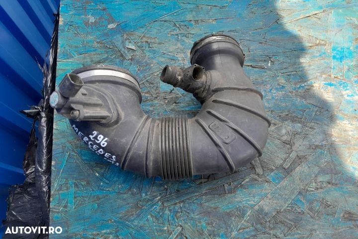 Furtun admisie A6510900337 A6510900337 Mercedes-Benz C-Class W204/S20 - 1