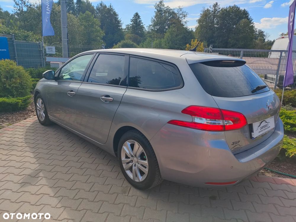 Peugeot 308 1.6 BlueHDi Style S&S - 11