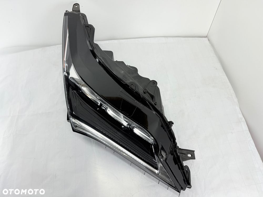 Reflektor Lampa prawa Lexus RX RX450 IV RX450H LIFT FL - 4