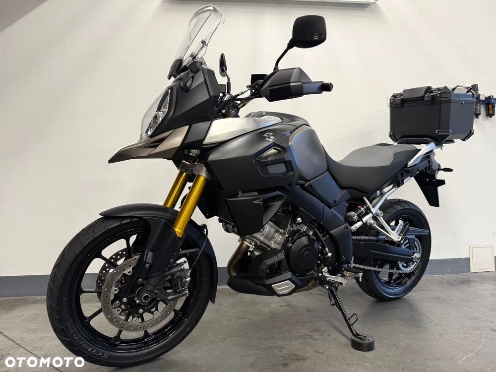 Suzuki V-STROM - 6