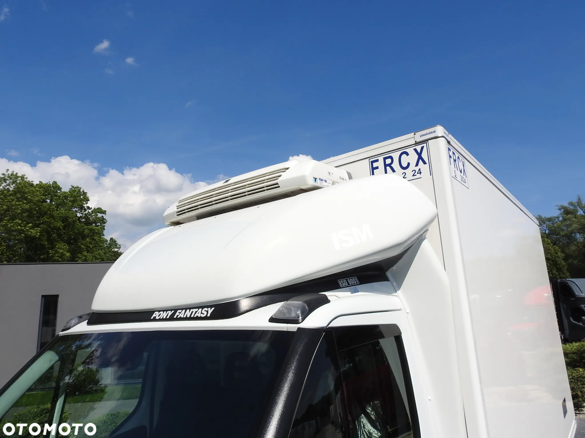 Iveco DAILY 50C15 CHŁODNIA KONTENER -5*C ZASILANIE 230V KLIMATYZACJA BLIŹNIACZE KOŁA 150KM [ 279041 ] - 23