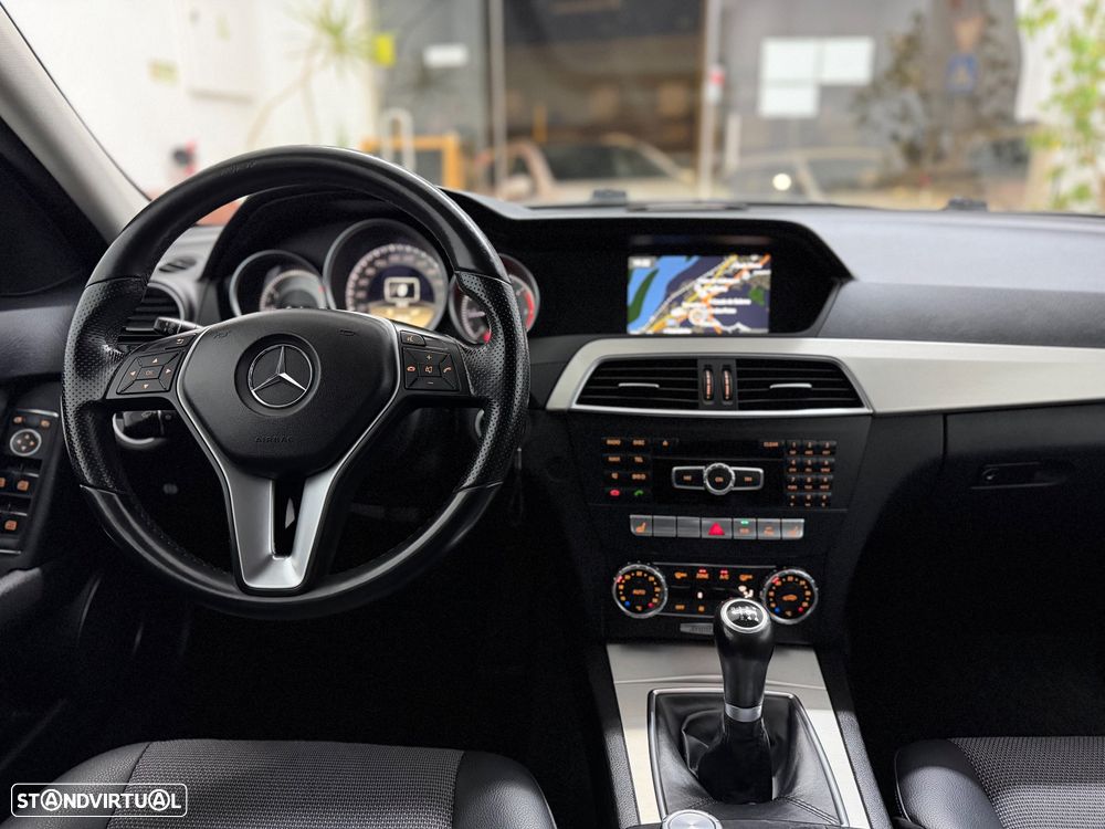 Mercedes-Benz C 220 Station CDI DPF BlueEFFICIENCY Avantgarde Edition - 10