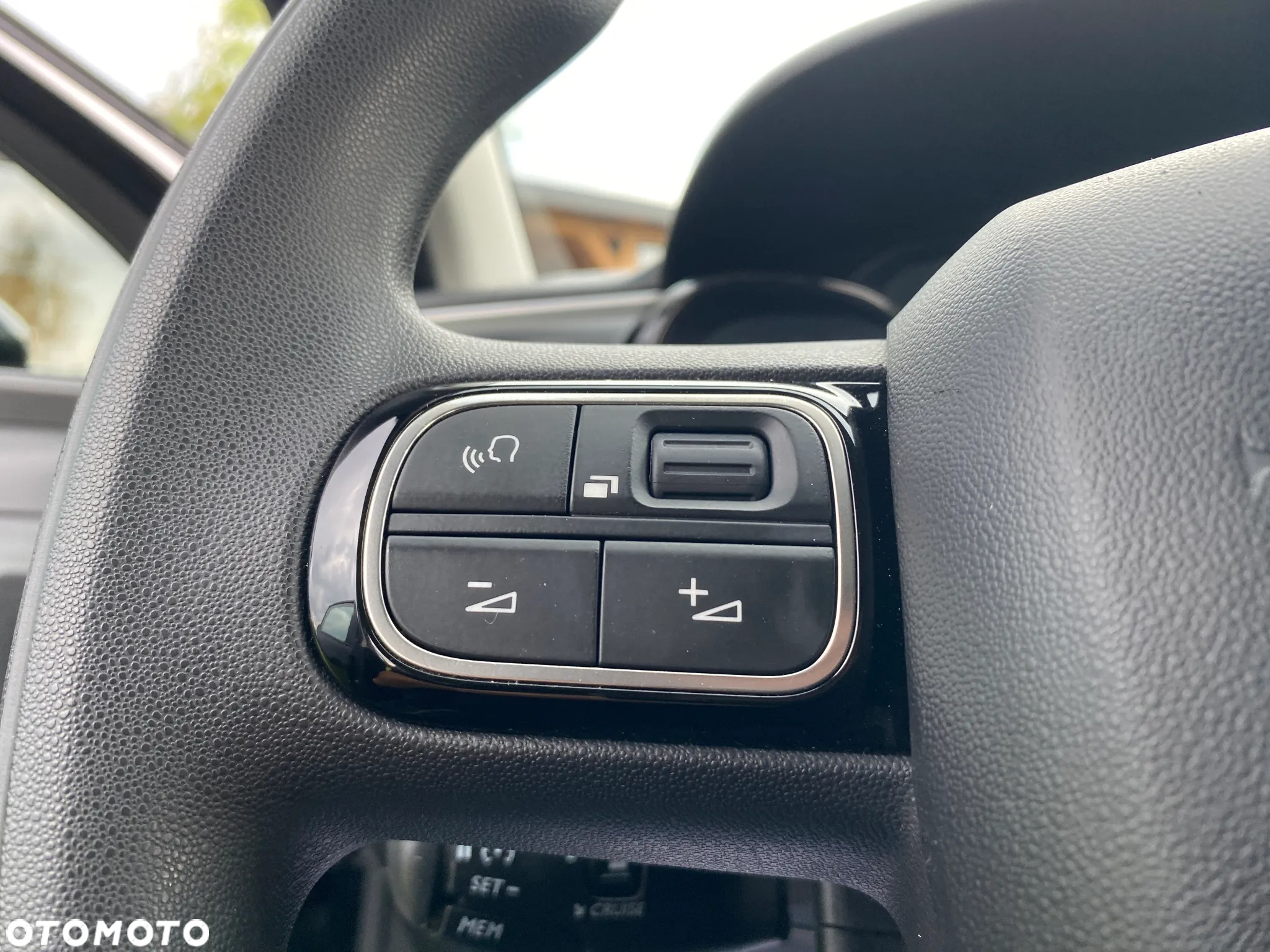 Citroën C3 1.2 PureTech GPF Shine - 36