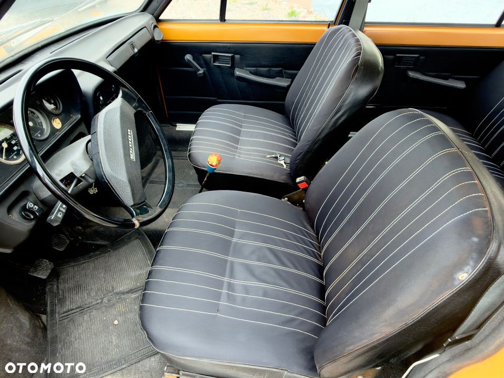 Skoda 105 L - 10