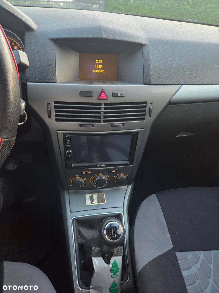 Opel Astra 1.6 Sport - 11
