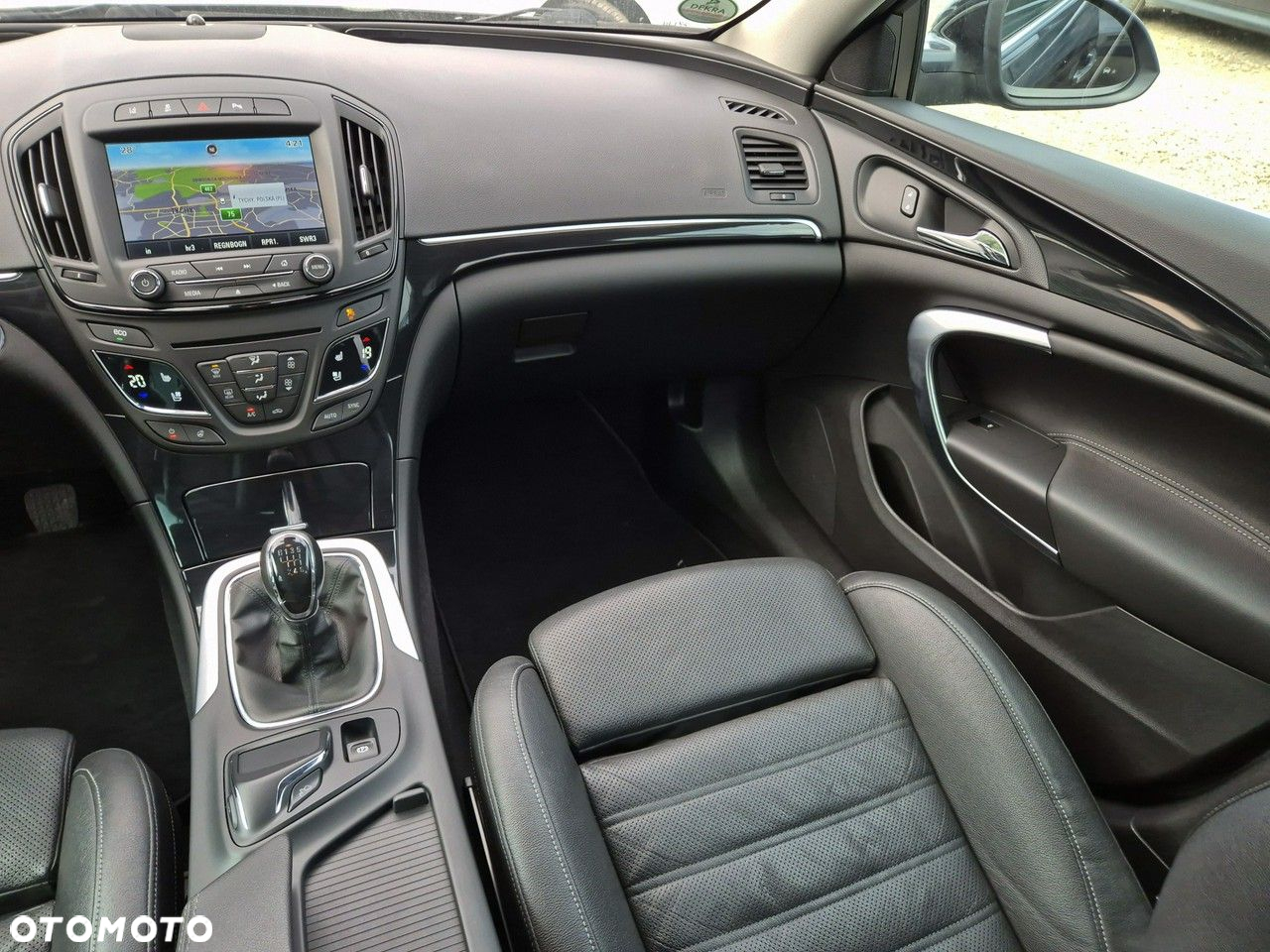 Opel Insignia 2.0 CDTI Cosmo S&S - 24