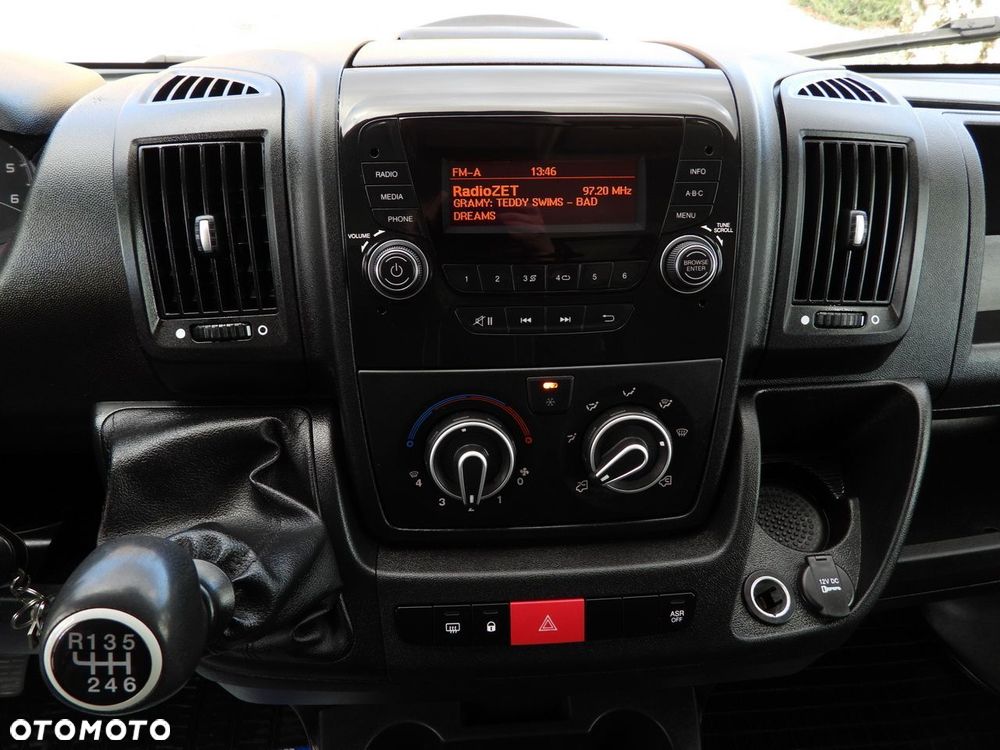 Peugeot BOXER CHŁODNIA KONTENER 0*C 8 PALET TEMPOMAT LEDY KLIMATYZACJA  140KM - 30