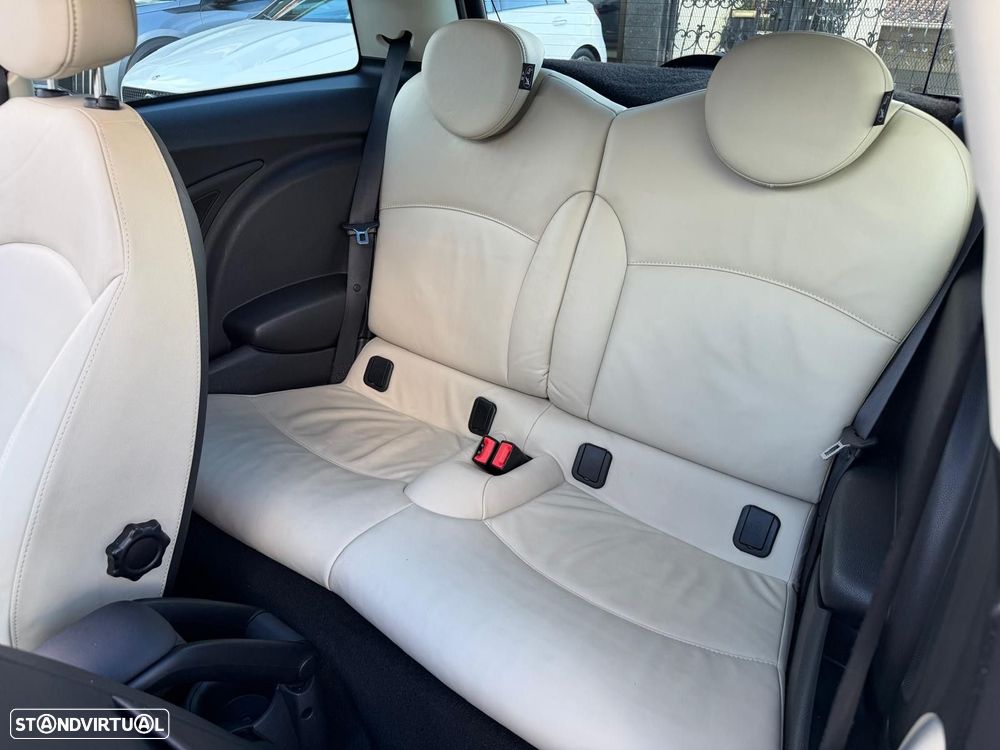 MINI 3 Portas Cooper D - 9