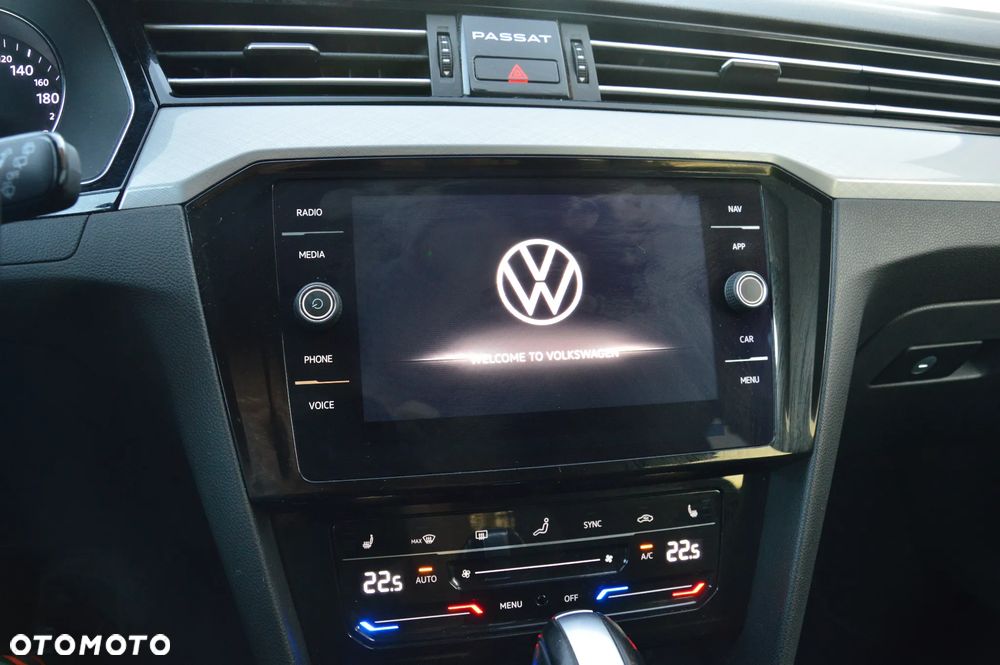 Volkswagen Passat 1.5 TSI EVO Business DSG - 25