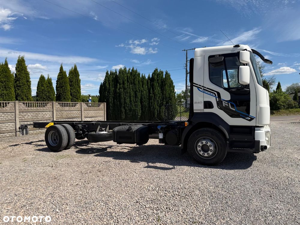 Volvo FL 240 / Rama do zabudowy / DMC 16 000 kg. / - 10