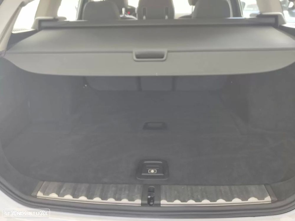 BMW 318 d Advantage - 24