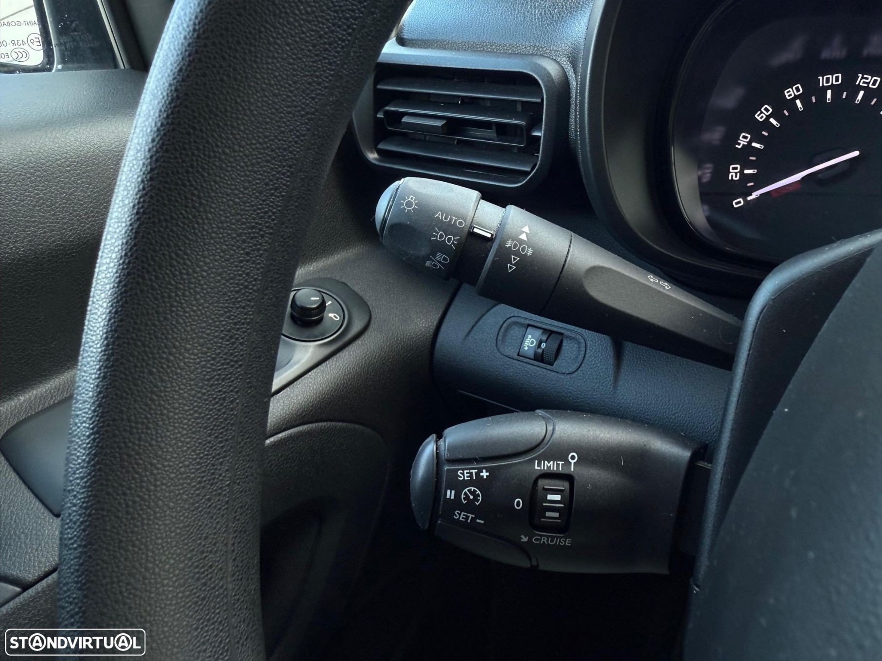 Citroën Berlingo 1.5 BlueHDi M Feel - 11