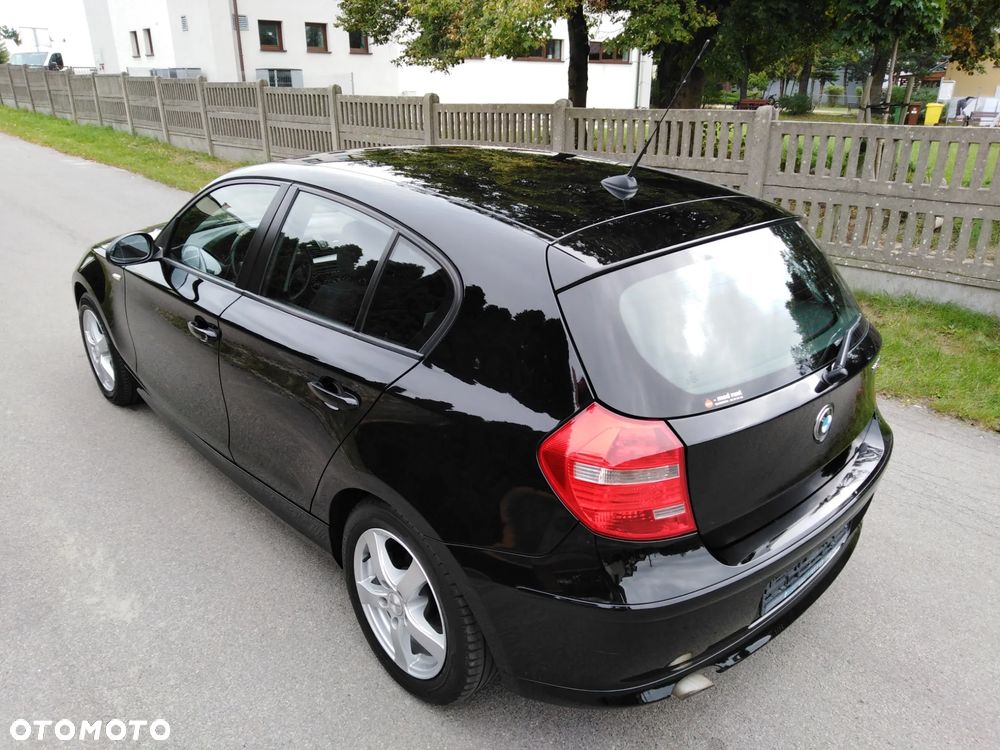 BMW Seria 1 118d DPF - 15