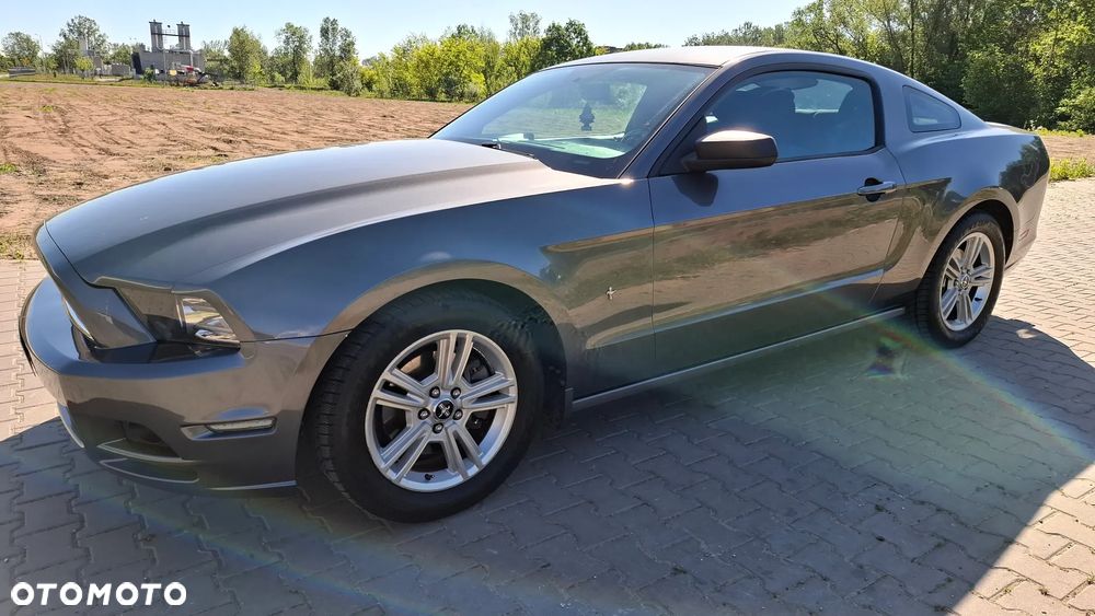Ford Mustang 3.7 V6 - 1