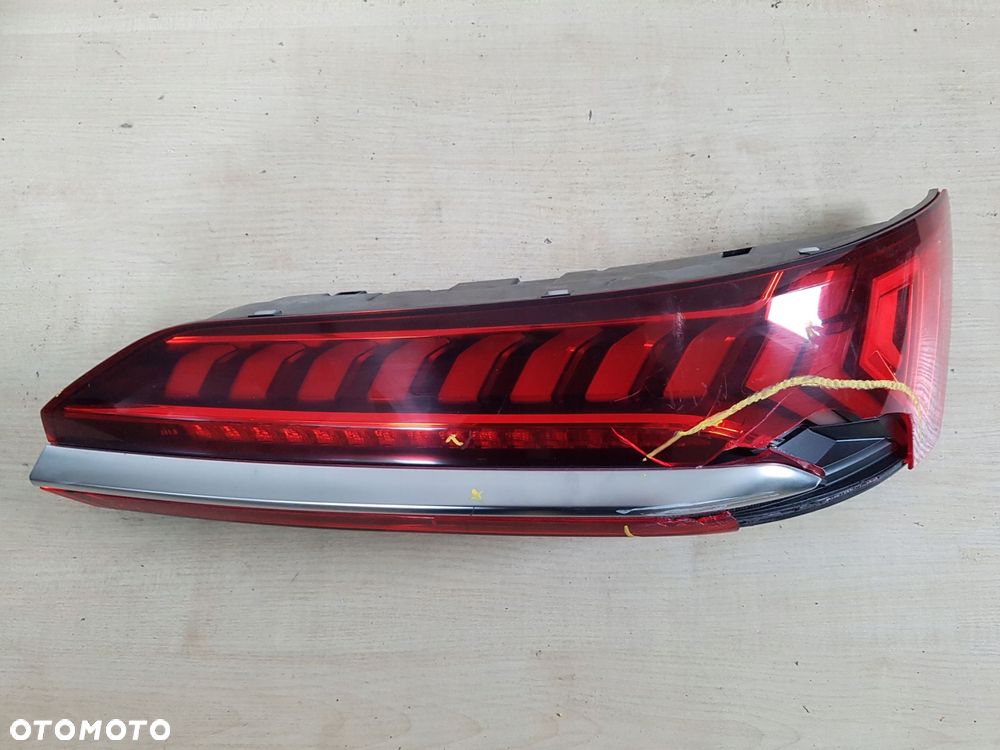 audi q7 21^ lampa prawy tył 4m0945094f option